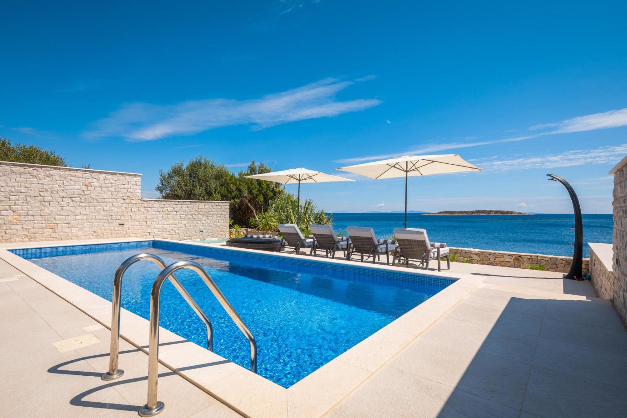 Villa Carisma Island Vis Exterior photo
